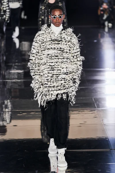 Look 31